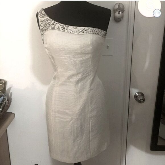Laundry by Shelli Segal Embellished One Shoulder Satin Ivory White Dress Sz0 NWT - Picture 1 of 12